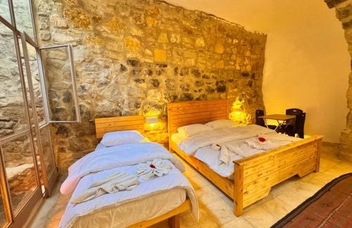 Dana Hotel | family home Lodge
