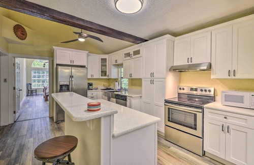 DeLand House | Family Home: Walk to Downtown & Stetson Univ!