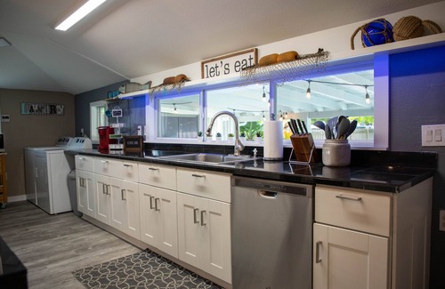 Saint Cloud House | Family Home with Private Pool & Yard Only 24 Mi to Disney