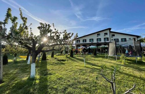 Ardino Hotel | Family hotel Borovitsa