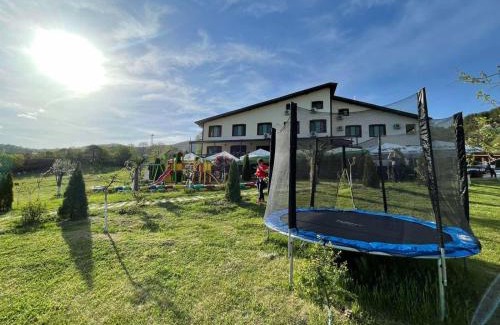 Ardino Hotel | Family hotel Borovitsa