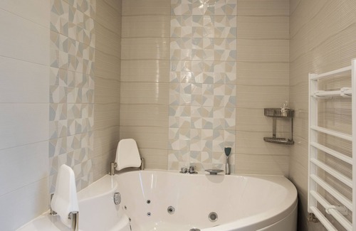 Shumen Hotel | Family Hotel Business Club
