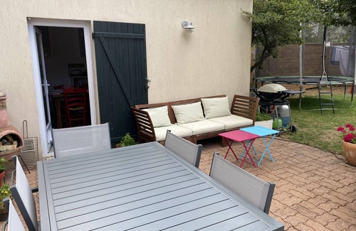 Villepreux House | Family house 15 mins from the Palace of Versailles