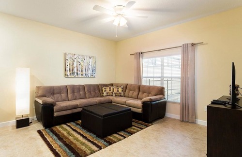 La Porte House | Family House 2 bedrooms