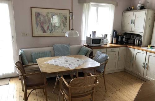 Anif Cottage | Family house incl. sauna garden & swimming pond