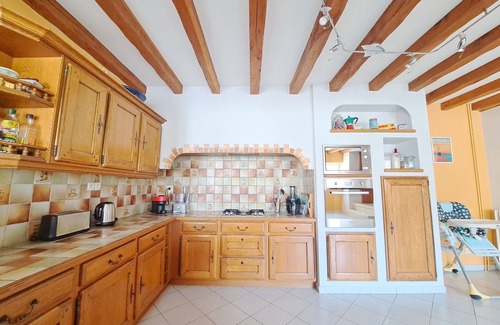 Courcoue House | Family house near Richelieu with swimming pool 12 adults/2 babies