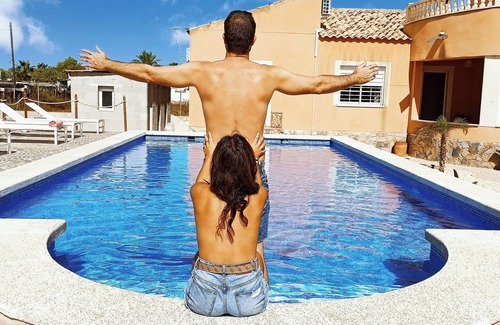 Elche Cottage | Family House near the Sea