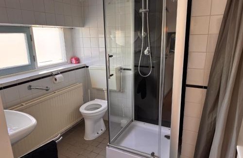 Almere Apartment | Family house next to train and close to Amsterdam and Schiphol