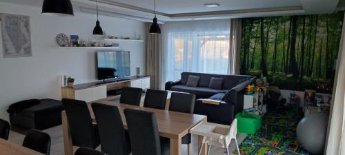 Surany Villa | Family House