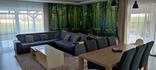 Surany Villa | Family House