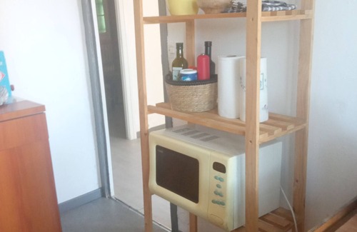 Prades House | Family house, terrace, sleeps 9 + 1 baby, tv
