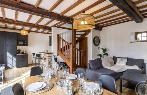 Montpinchon Cottage | Family house with wood stove, terrace and bikes in Montpinchon