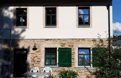 Baerenstein Apartment | Family idyll in the Ore Mountains
