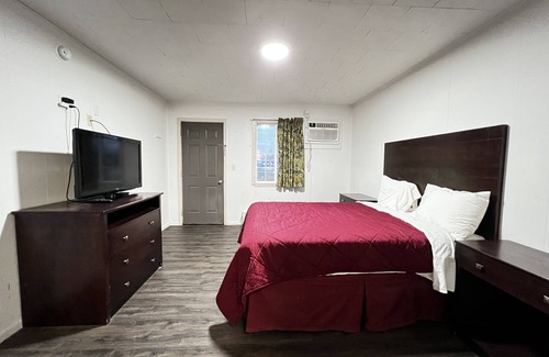 Watseka Hotel | Family Inn