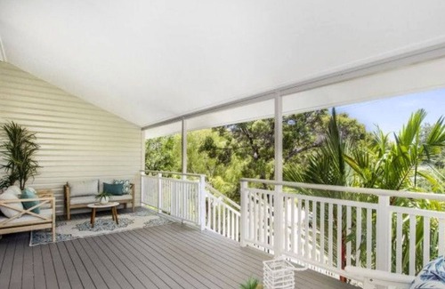 Mount Louisa House | Family Oasis for Christmas in Townsville