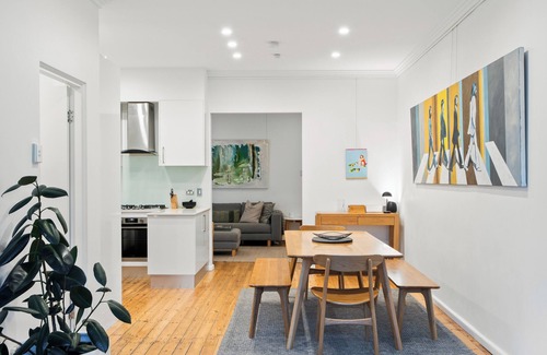 North Bondi Apartment | Family & Pet Friendly 2BR Apartment
