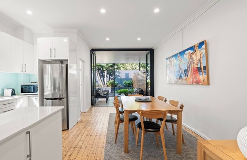 North Bondi Apartment | Family & Pet Friendly 2BR Apartment