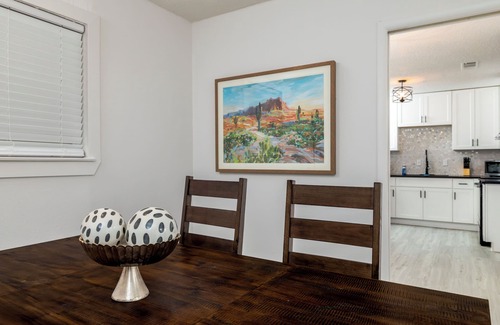 Euless House | Family & Pet Ready Duplex - Near Local Attractions