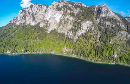 Weissenbach am Attersee Cottage | Family room 1 - Attersee-Hotel zur Nixe Smart