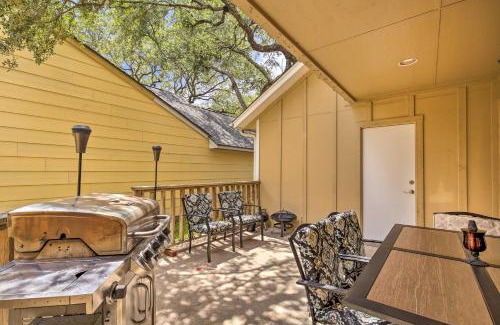 Boerne House | Family Retreat about 1 Mi to Hill Country Mile!