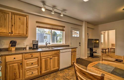 Fritz Creek House | Family Retreat about 8 Mi to Downtown and Bishops Beach!