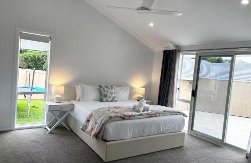 Burleigh Waters House | Family retreat in Burleigh