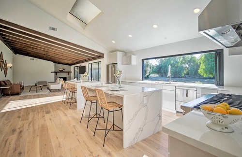 Valley Center House | Family Retreat - Private Tennis Court & Game Room