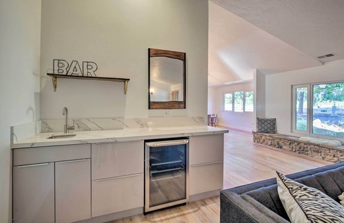 Valley Center Cottage | Family Retreat - Private Tennis Court & Game Room