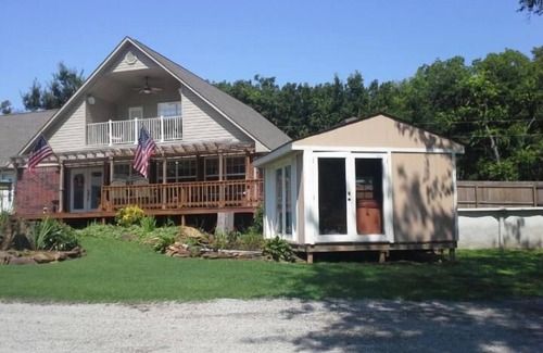 Mayes County House | Family reunions, Large families. Plenty of room. On beautiful Lake Hudson