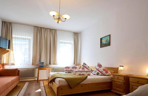 Sankt Jodok om Brenner House | Family room - Gasthof Lamm