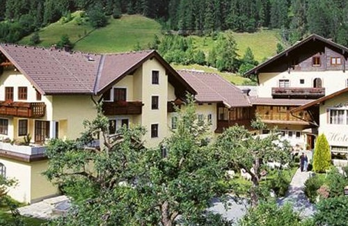 Grosskirchheim Apartment | Family room - Hotel Post