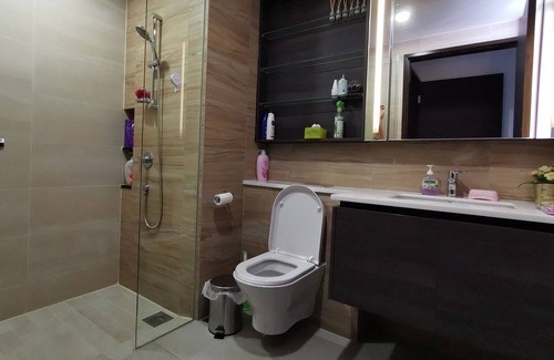 Geylang Condo | Family Room with a Panoramic View