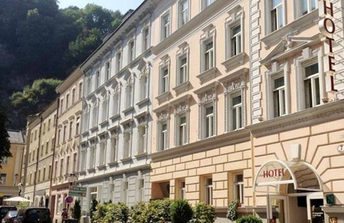 City Centre Salzburg House | Family room, with breakfast, non ref - Altstadthotel Wolf-Dietrich