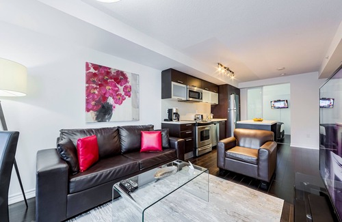 Church and Wellesley Condo | Family Size 2 Bedroom 2 Bathroom Suite w. 3 TVs and Balcony