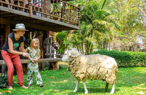 Hang Dong Cottage | Family Size Rice Barn