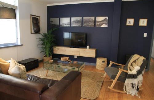 Sea Point Apartment | Family-Sized Gem Near Beach