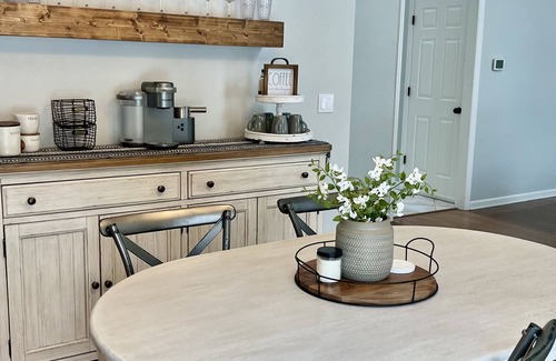 Wantage House | Family ski retreat near Mountain Creek (Pet-Friendly!)