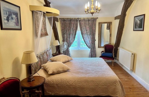 Tournon-Saint-Pierre House | Family Suite (2 Adults + 2 Children)/CHATEAU LES VALLEES in TOURAINE