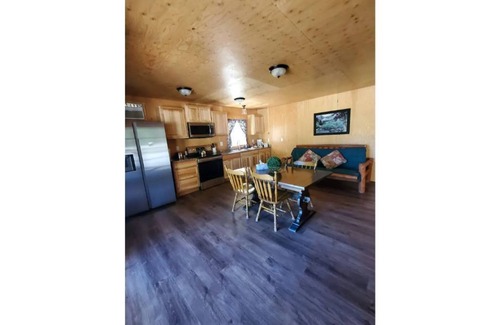 Noxon House | Family suite at Noxon Creekside Motel