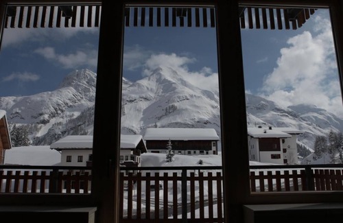 Warth House | Family suite with balcony BB MS - Hotel Walserberg