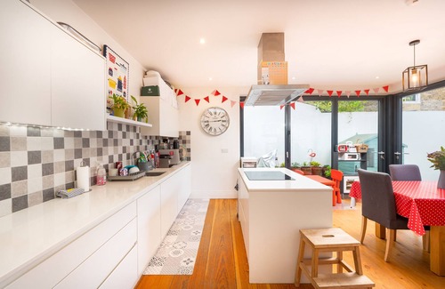 Balham House | Family tales by UnderTheDoormat