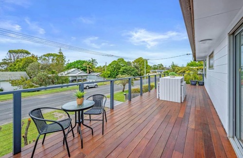 Old Bar House | Family Tides - Old Bar Holiday Rentals