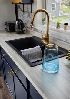 Twillingate House | Family Ties Vacation Home - Rossy House