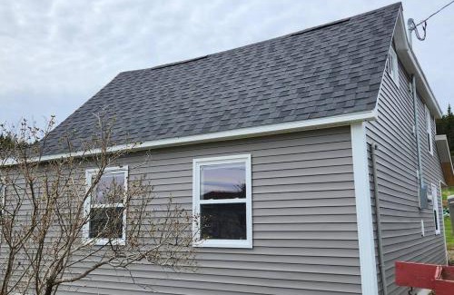 Twillingate House | Family Ties Vacation Home - Rossy House
