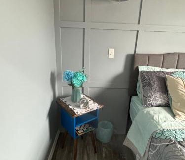 Twillingate House | Family Ties Vacation Home - Greenham House