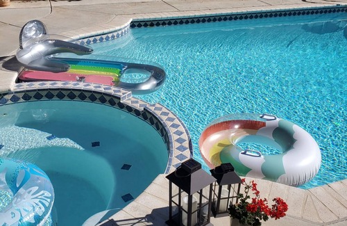 Riverside House | Family Time/Relaxation Getaway - kid/pet friendly