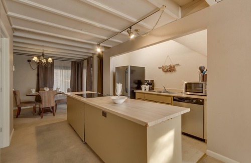 Zephyr Cove Condo | Family Town-home, walk to Clubhouse, close to down town (LV213)