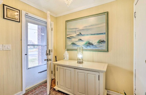 Gibbstown House | Family Vacation Rental 18 Mi to Philadelphia