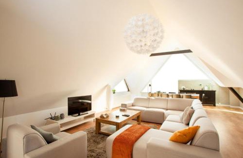 Rijs Villa | Family villa near the IJsselmeer and forrest with 5 bathrooms