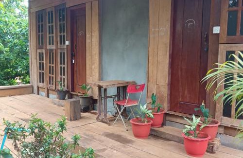 Ban Lung House | FamilyHouse & Trekking